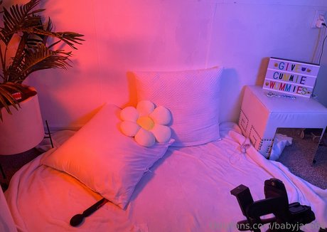 babyjas666 erotic pornstar photo