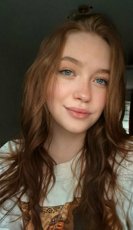 bunny xxx onlyfans naked galleries