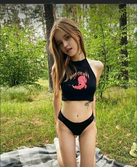 lola redly model nudes photo