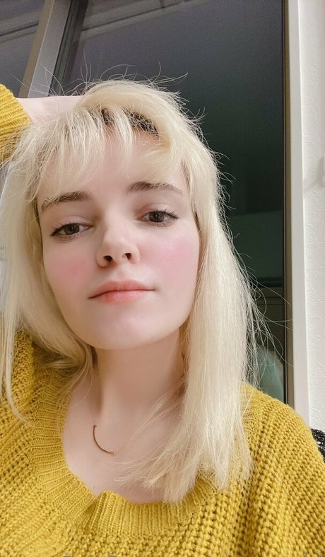 eurocatgirl nude actress archive