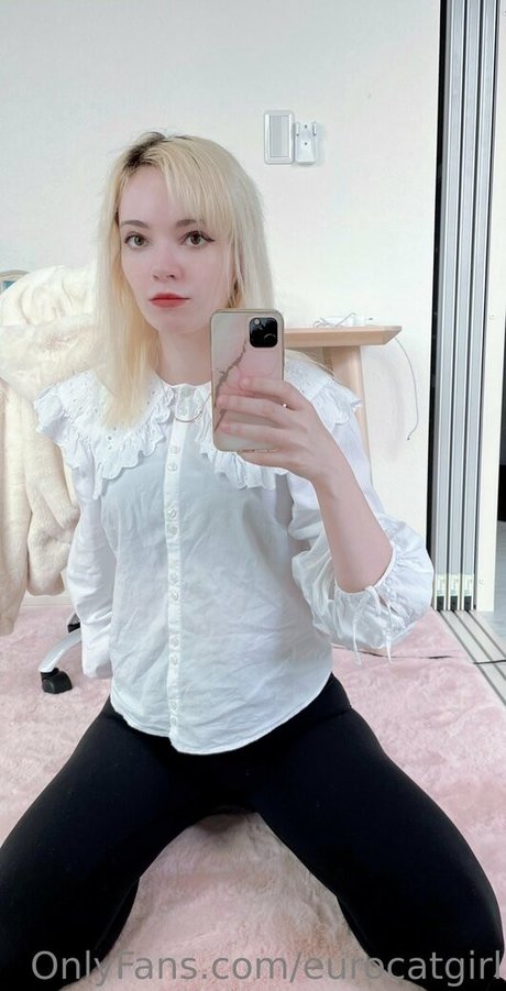 eurocatgirl pornstar erotic photo