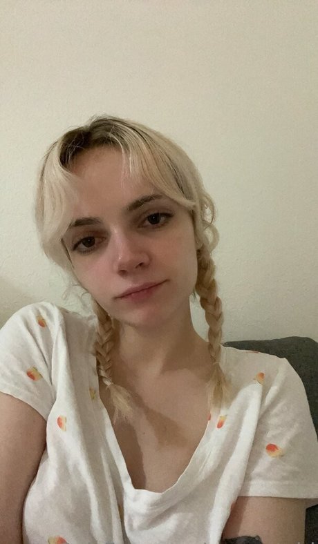 eurocatgirl star photo