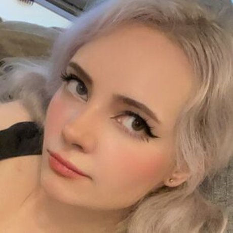 eurocatgirl model xxx gallery