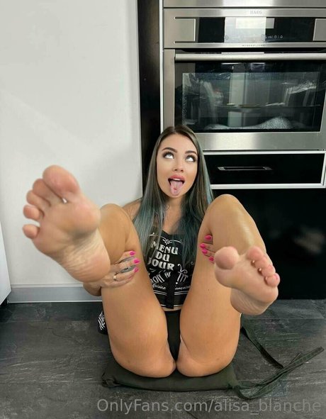 busty solo onlyfans xxx archive