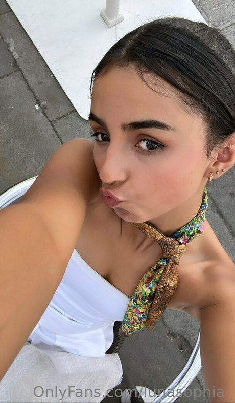 lunasophia_ model naked pics