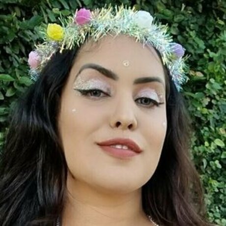 Raphaela Starling art actress pics