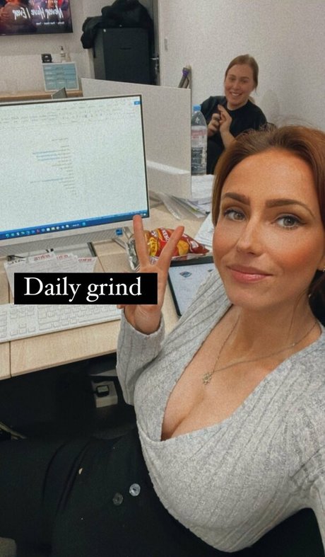 Cmariel1990 pornographic model images