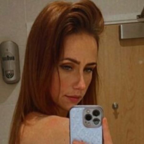 Cmariel1990 xxx model img