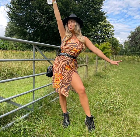 guy onlyfans pretty picture