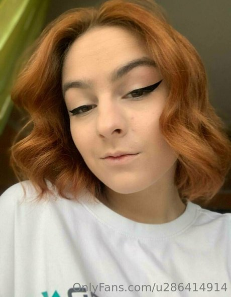 shemale fucks girl onlyfans hot naked image