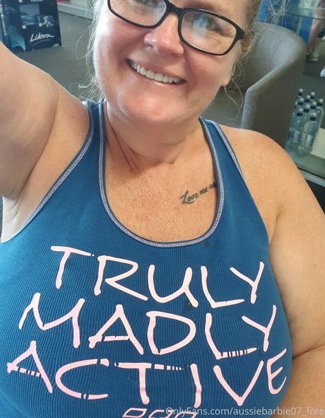 aussiebarbie07 free pretty actress photo