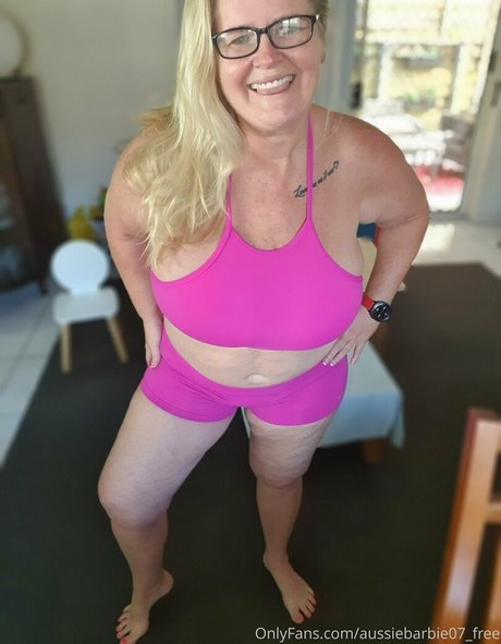 aussiebarbie07 free pornstar free pictures