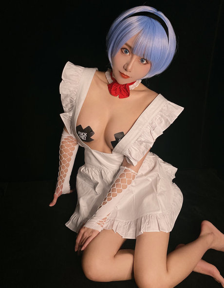 Uying ASMR actress photos