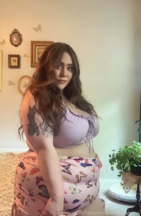 thickhungryhoney model perfect pictures