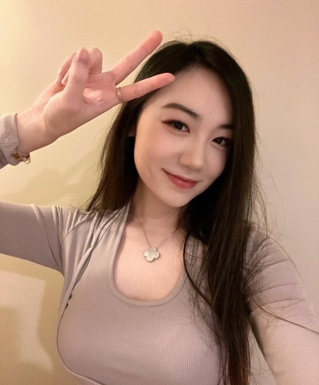 pretty pussy onlyfans erotic photo