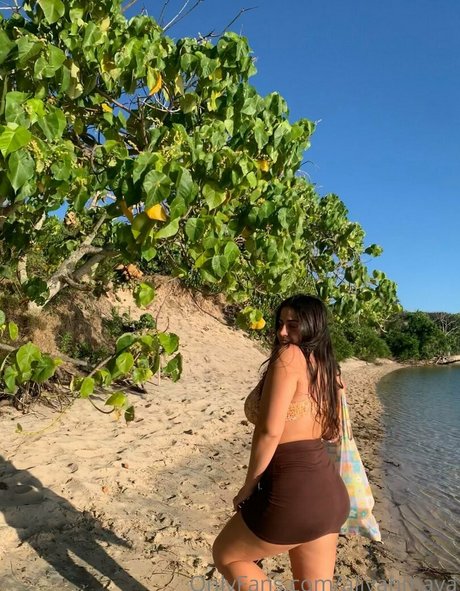 aliyahmaya beautiful actress picture