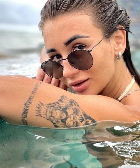 Marina Rebediuk sex model photo