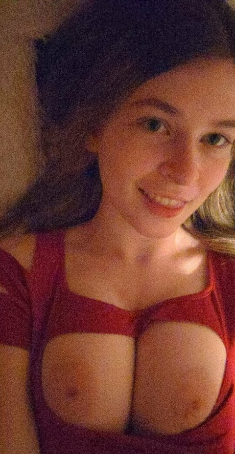 thatonechick73 free model img