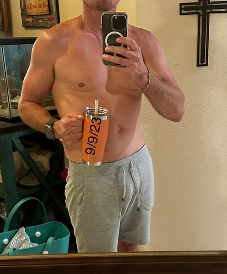 hotwifetexhubs Profile Photo