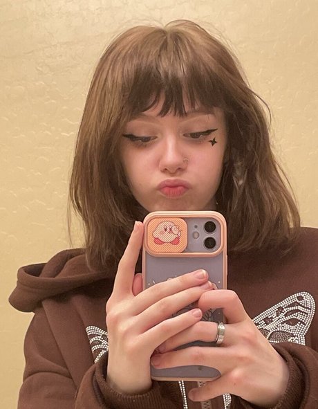 Shoomlax nude actress archive