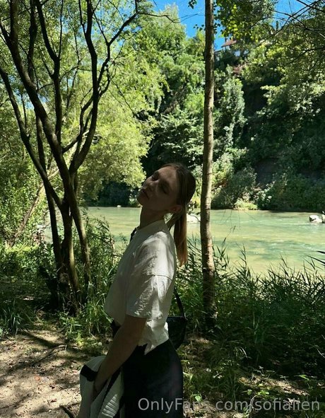 sofialien model pretty pic