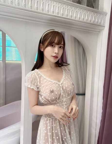 Alice Nanase_ sexy star pics