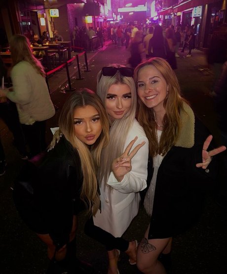 tizimaus exclusive star picture