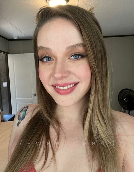 Sweet Dee pornstar beautiful photos