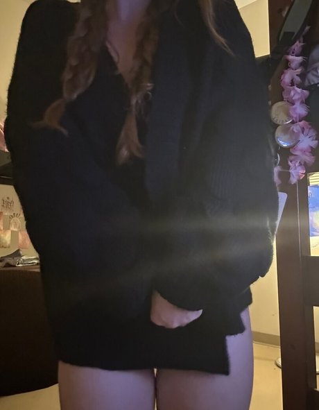 Thqtty hd actress pic