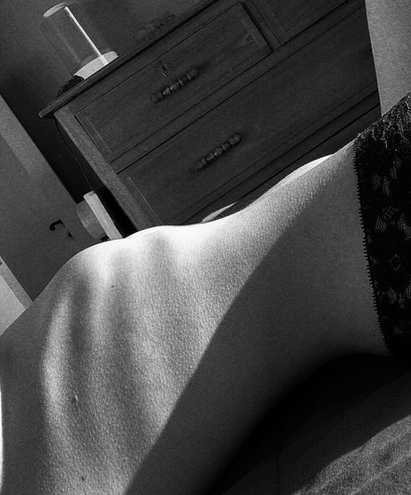 Violet Orlandi hot model archive