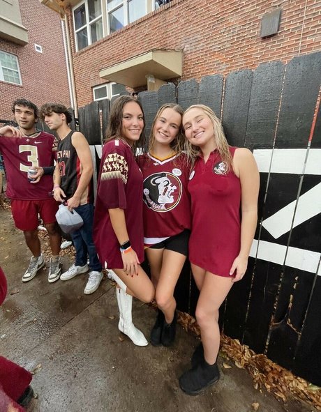 pov milf onlyfans hot xxx photos