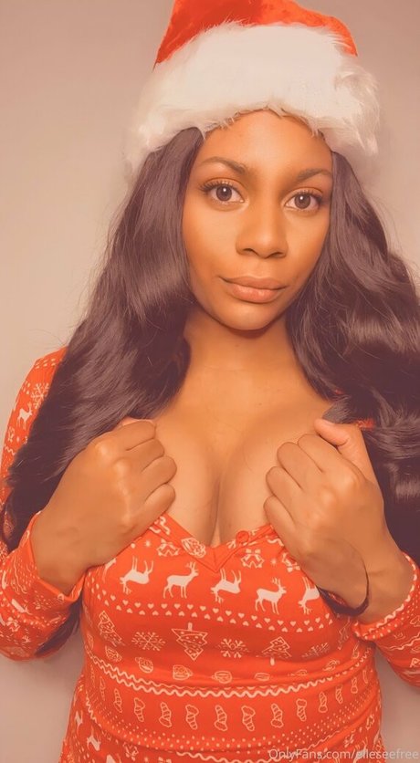 elleseefree hot model pictures