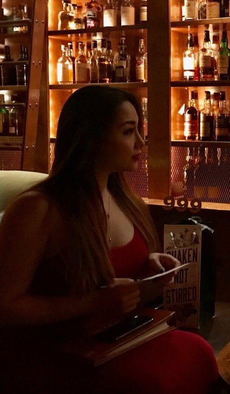 Dajinism model hd gallery