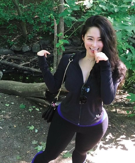 Dajinism star naked picture