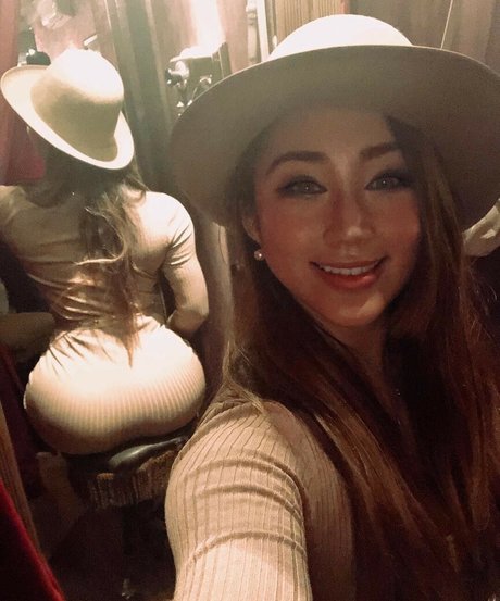 blonde wife onlyfans art naked photos