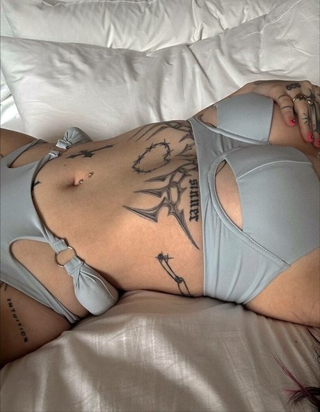 blonde handjob onlyfans nude pic