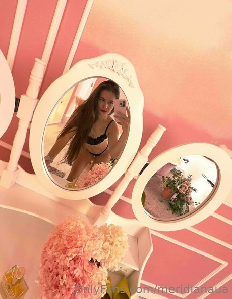 meridianaua model erotic gallery