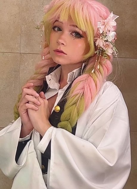 Rockruff model exclusive photos