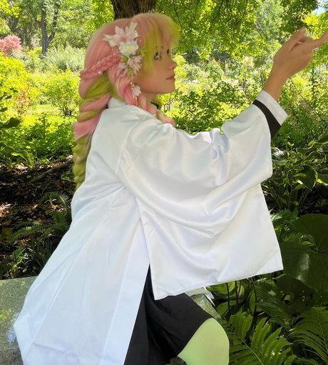 Rockruff exclusive model photo