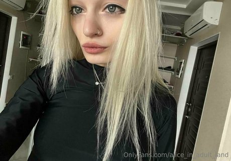 skinny tyan model beautiful photos