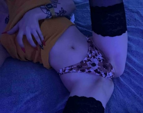 flat chested onlyfans porn pic