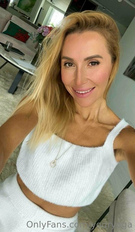 shemale fucks girl onlyfans porn picture