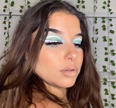 Ilianna pornstar top image