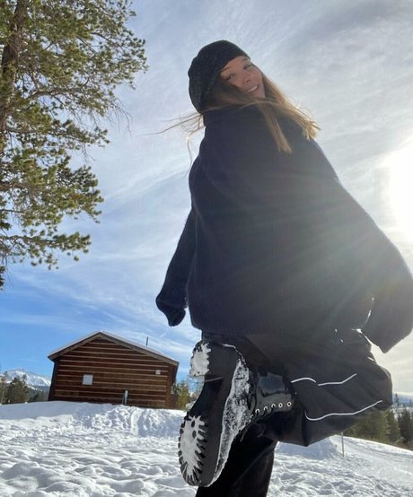 Ilianna best star img