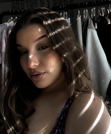 Ilianna pornstar beautiful pictures