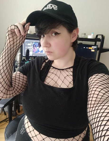 MCSmallyy top actress gallery