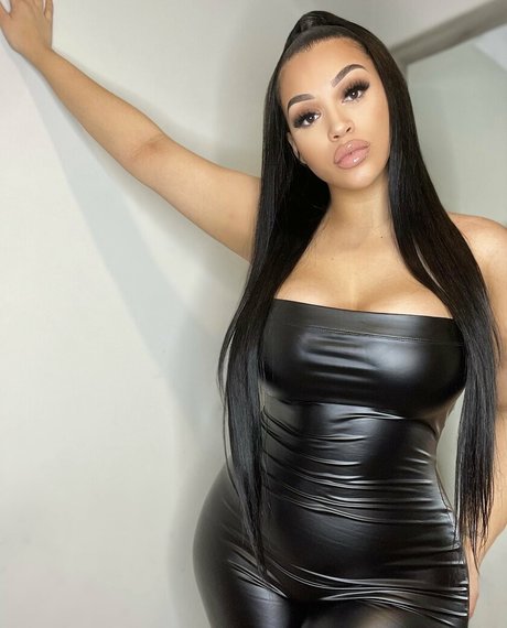 neljassenia Profile Photo