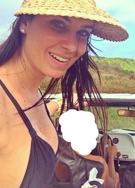 Larissa Erthal erotic pornstar photos