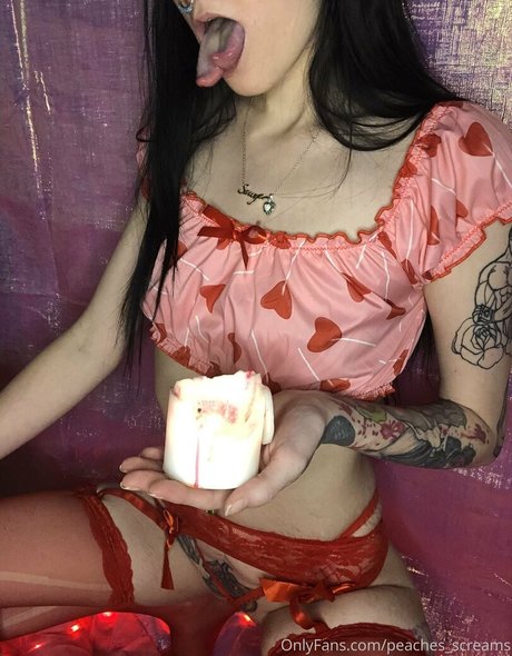 peacheyscreams pornographic star galleries