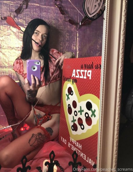 peacheyscreams perfect actress archive